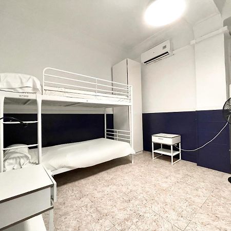 Az The Zity Hostel - Coliving Zaragoza Dış mekan fotoğraf